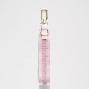 Lululemon Never Lost Keychain Reflective- Blissful Pink/Calypso Pink